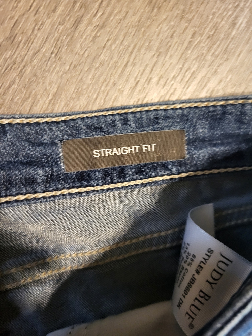 Judy Blue Jeans Womens 11/31 Straight Fit Blue Distressed Denim Mid Rise Relaxed - Picture 4 of 5